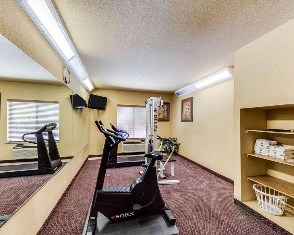 Comfort Inn & Suites And Suites Fredericksburg Facilidades foto